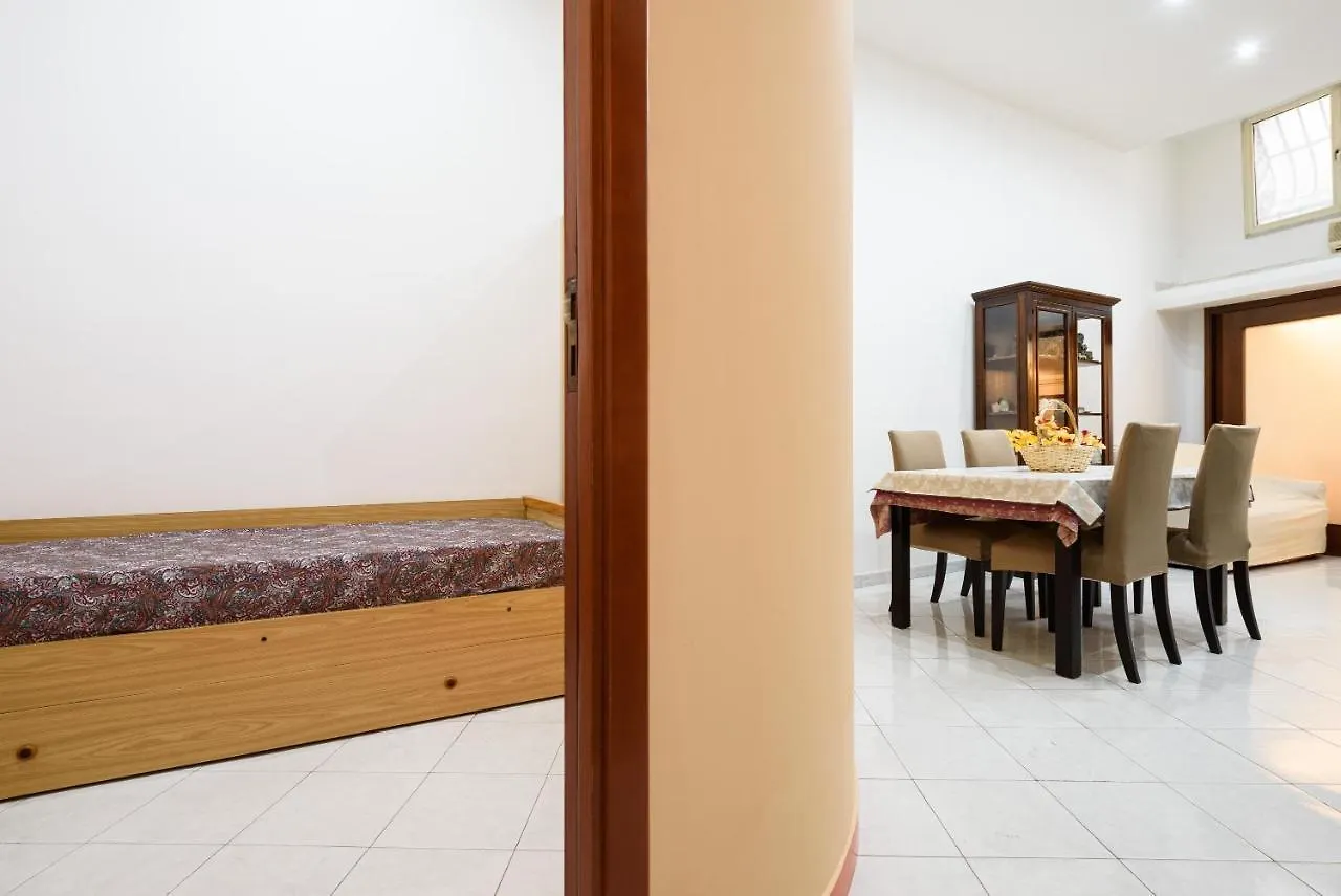 Via Avvocata 25 Apartment Naples Italy